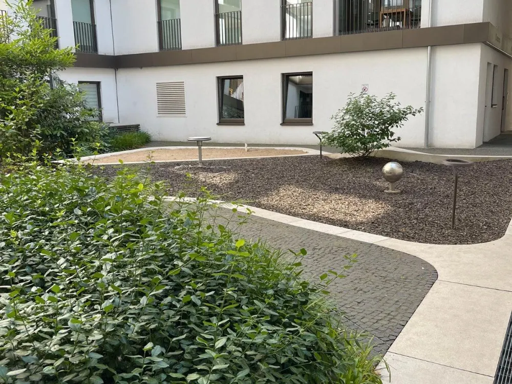 Moderne vollmöbillierte 2-Zimmer Wohnung, Loggia, Concierge-Service, Fitnessbereich im Guardian Berlin