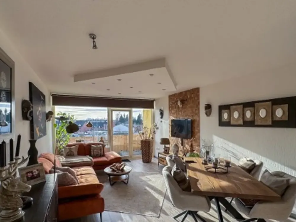 Frisch renovierte 3-Zimmer-Wohnung mit Balkon, Einbauküche, Stellplatz & Aufzug in Neuss-Norf