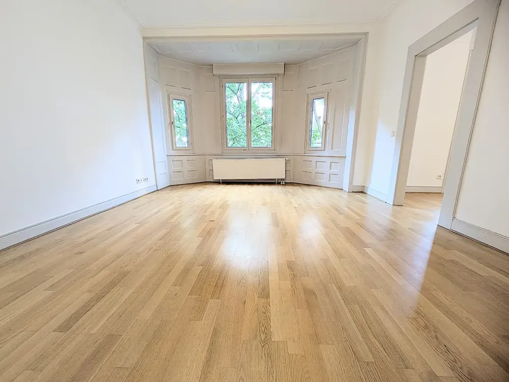 *Sanierter Altbau mit Stil im Herz des Westens, unweit des Bismarckplatzes*