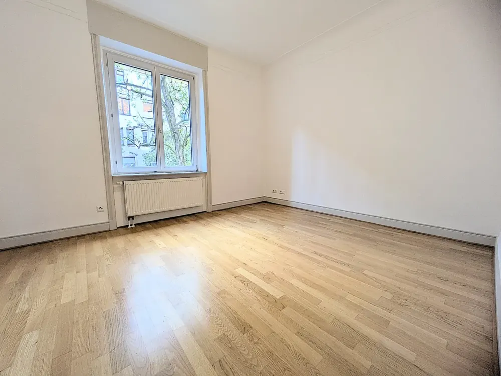*Sanierter Altbau mit Stil im Herz des Westens, unweit des Bismarckplatzes*