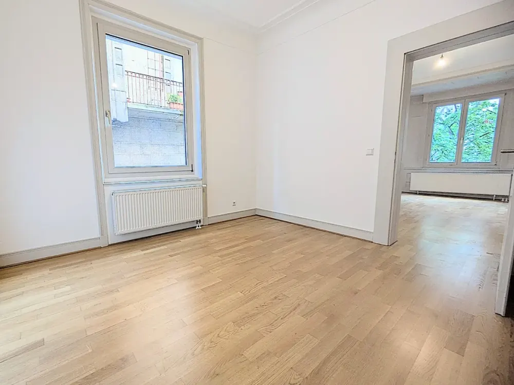*Sanierter Altbau mit Stil im Herz des Westens, unweit des Bismarckplatzes*