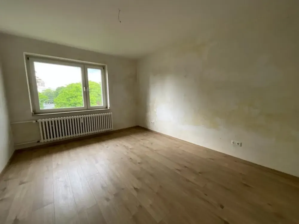 Ideal für Paare mit schönem Boden in Duisburg
