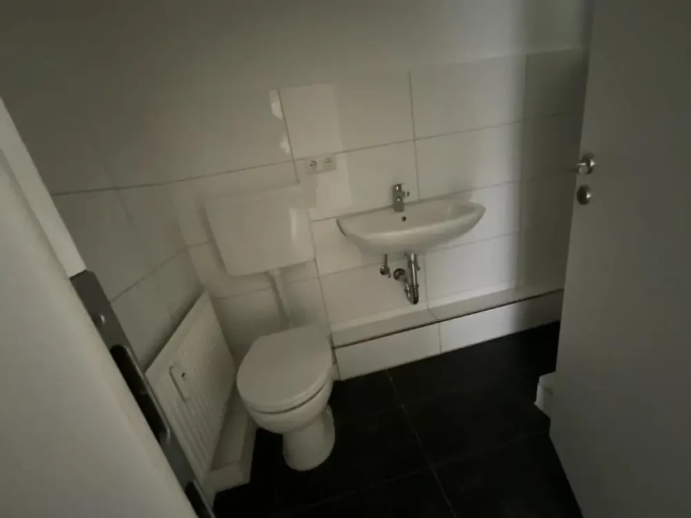 Ideal für Paare mit schönem Boden in Duisburg