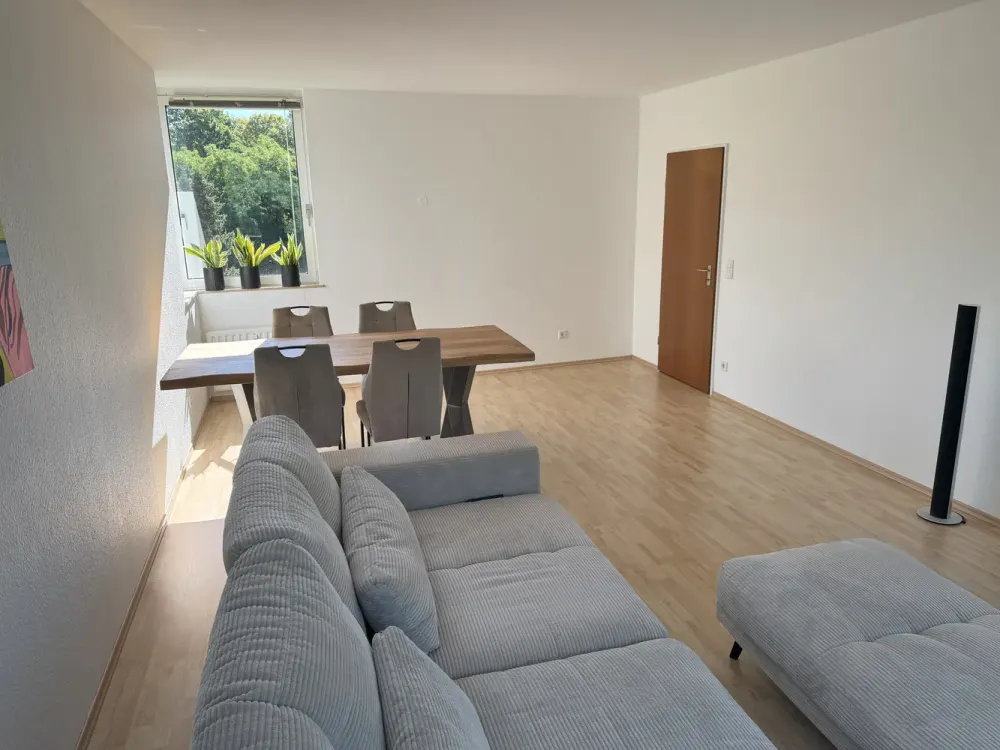Helle 3 Zimmerwohnung in Köln Dellbrück mit Blick ins Grüne