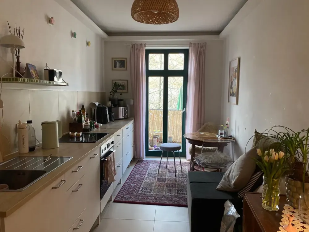 Moderne und helle 2-Zimmer-Wohnung mit Balkon in Volkmarsdorf