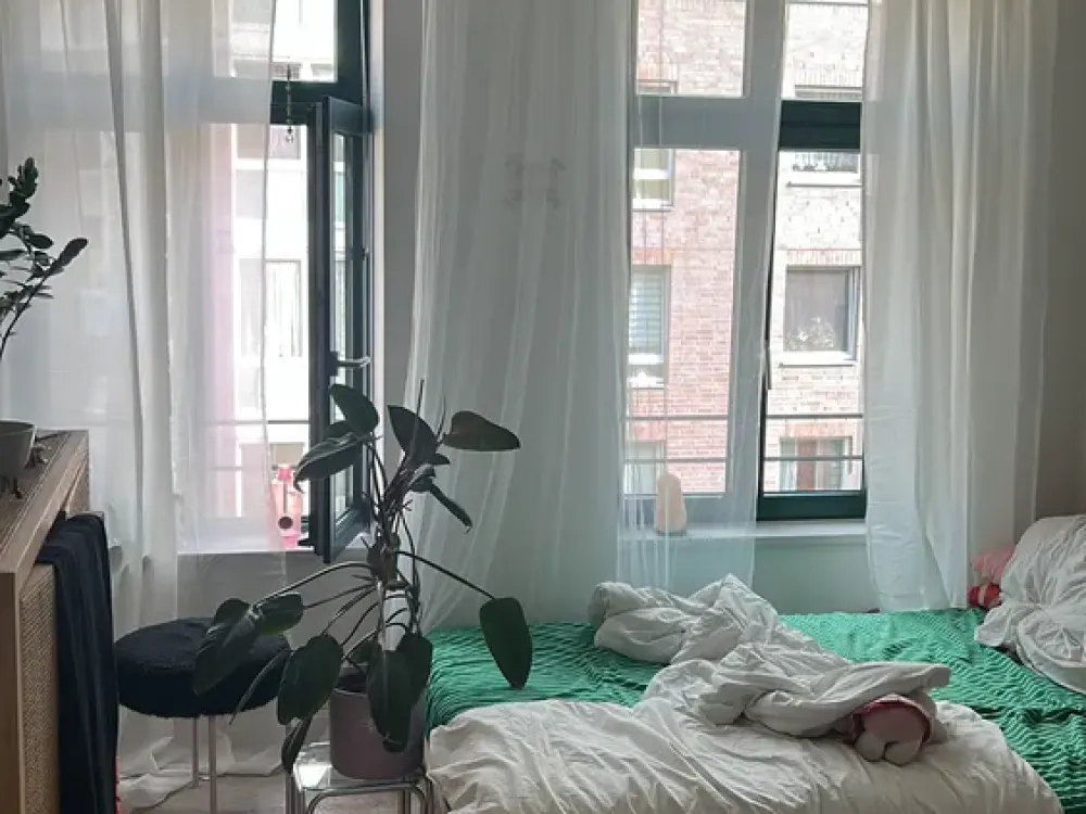 Moderne und helle 2-Zimmer-Wohnung mit Balkon in Volkmarsdorf