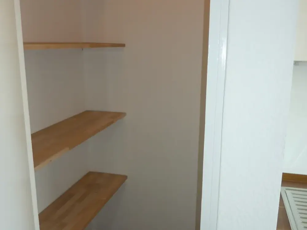 „Schöne 3 Zimmer Wohnung, 86 m², Nähe Knoops Park"