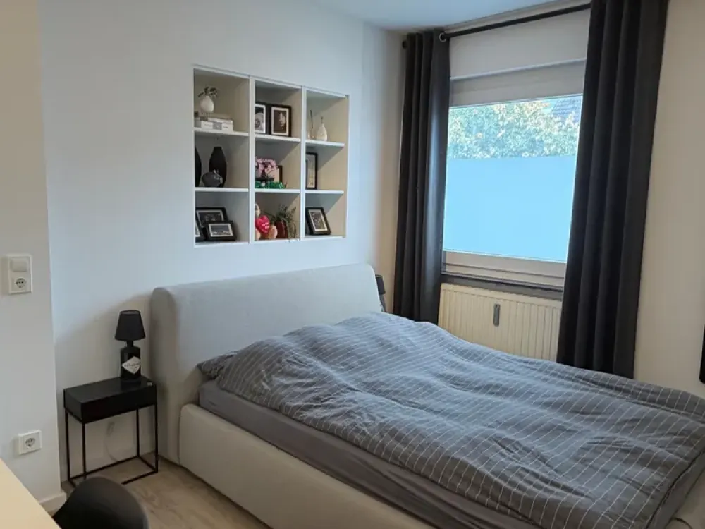 Wohnen mit Charakter: 3-Zimmer-Dachgeschosswohnung in Düsseldorf-Derendorf