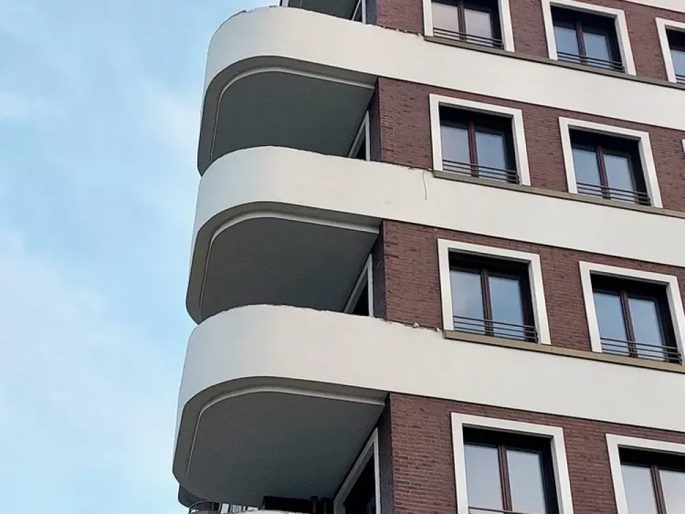 2 Zimmerwohnung mit Balkon zur Spree, von Privat, neu