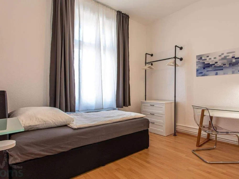 Ab Sofort - Schick & modern möbliertes Zimmer in 3er WG - top Lage von Sachsenhausen