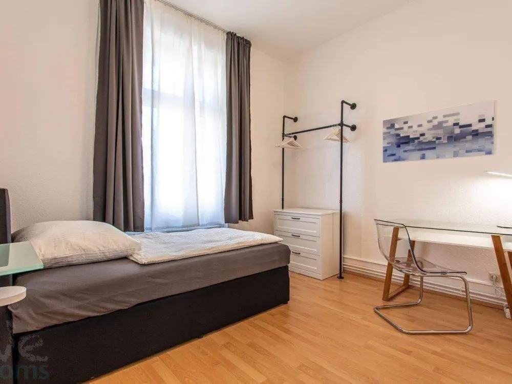 Ab Sofort - Schick & modern möbliertes Zimmer in 3er WG - top Lage von Sachsenhausen