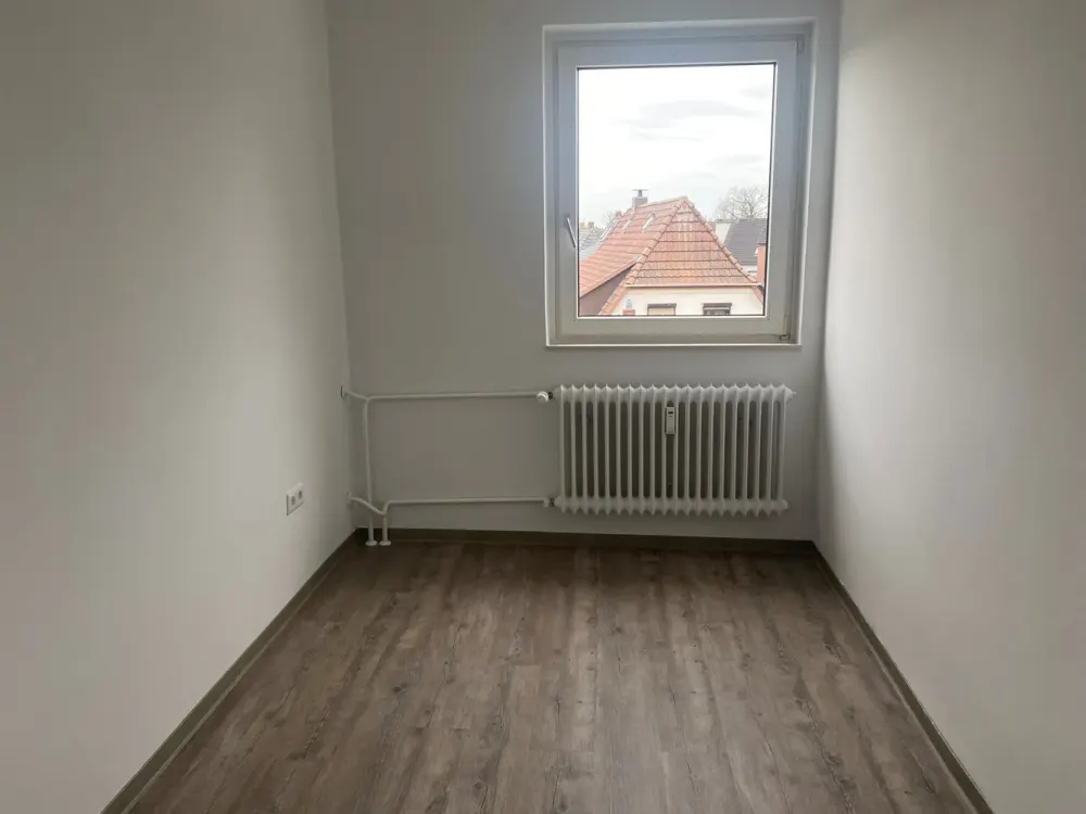 Helle 4-Zimmer-Wohnung mit Balkon