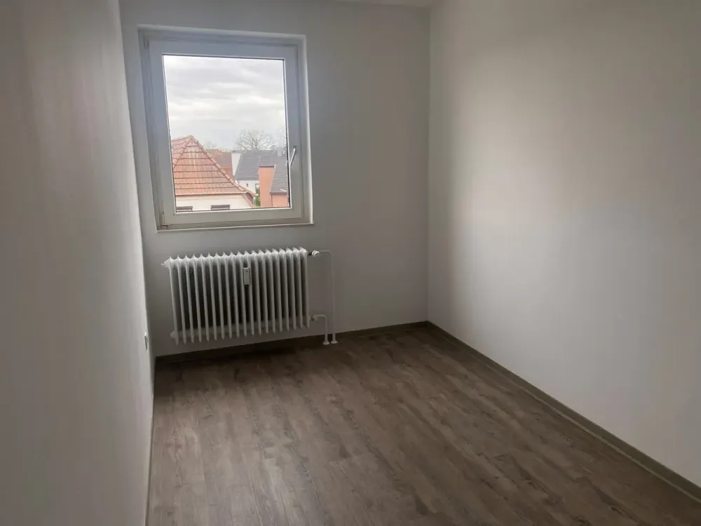 Helle 4-Zimmer-Wohnung mit Balkon