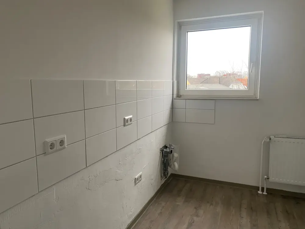 Helle 4-Zimmer-Wohnung mit Balkon
