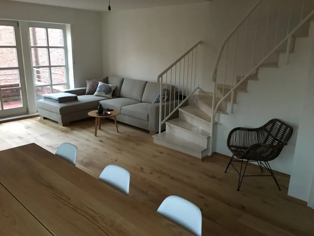 Moderne 3-Zimmer-Maisonettewohnung mit Balkon
