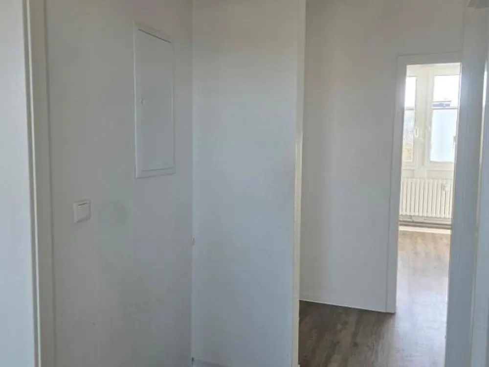 Familien aufgepasst! Geräumige 4-Raum-Wohnung in grüner und dennoch zentraler Lage