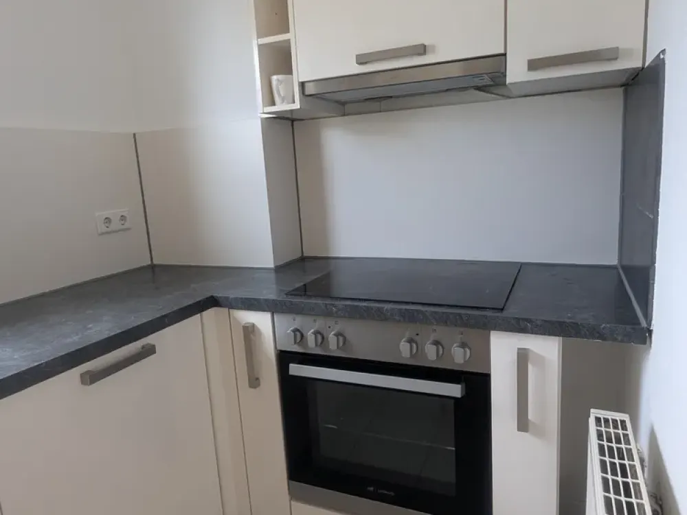 Helle 3-Zimmer-Wohnung, 98 m², Einbauküche, Balkon und Garage in Sindelfingen