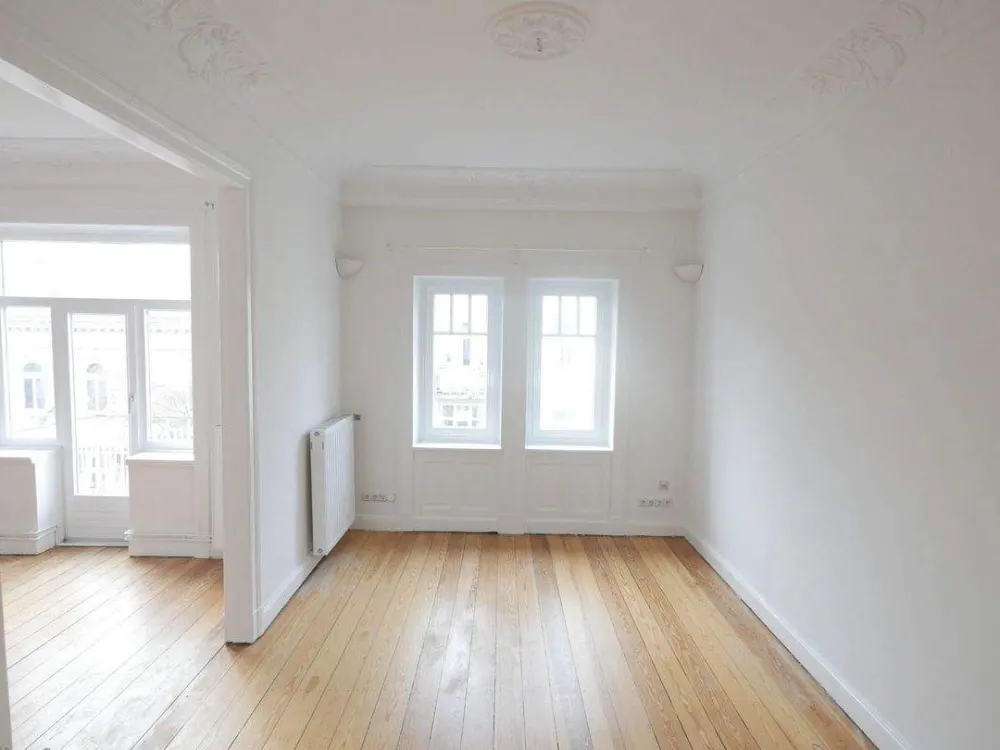 Rotherbaum: 3,5-Zi.-Altbau in Uninähe - Ideal als Wohnbüro / Praxis / Atelier/ WG möglich