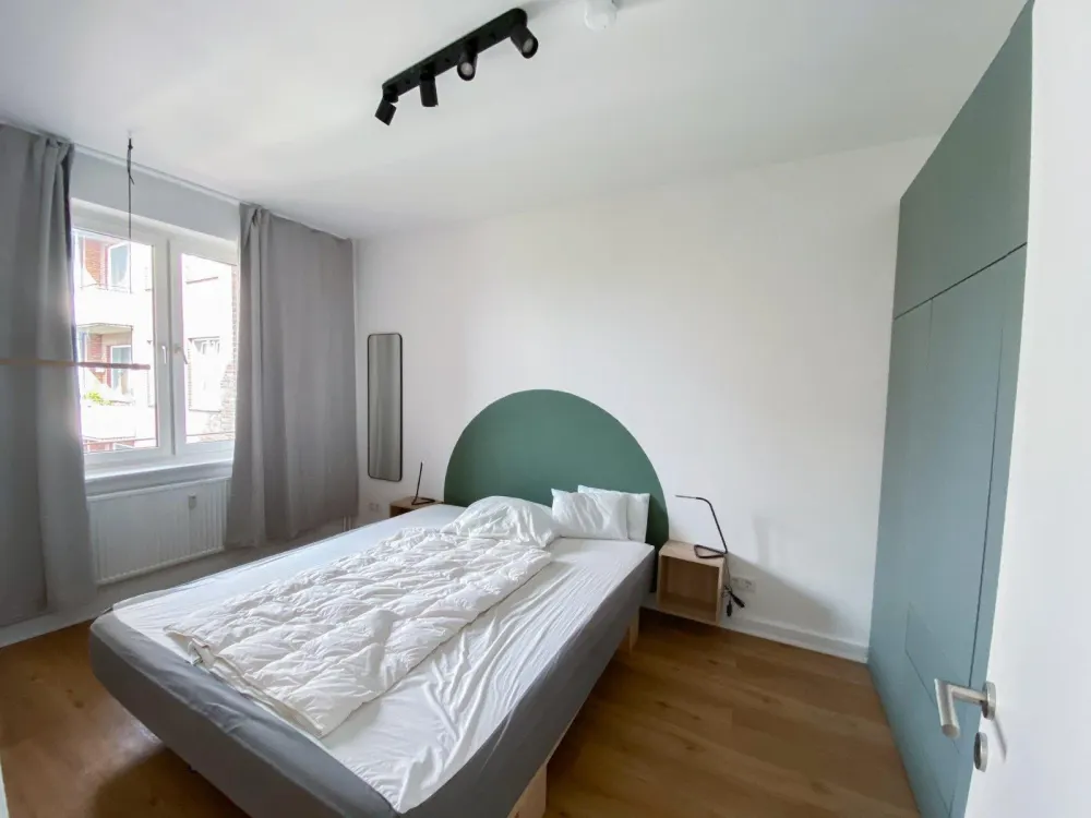 Möblierte 2-Zimmer-Wohnung mit EBK und Balkon am Berliner Tor