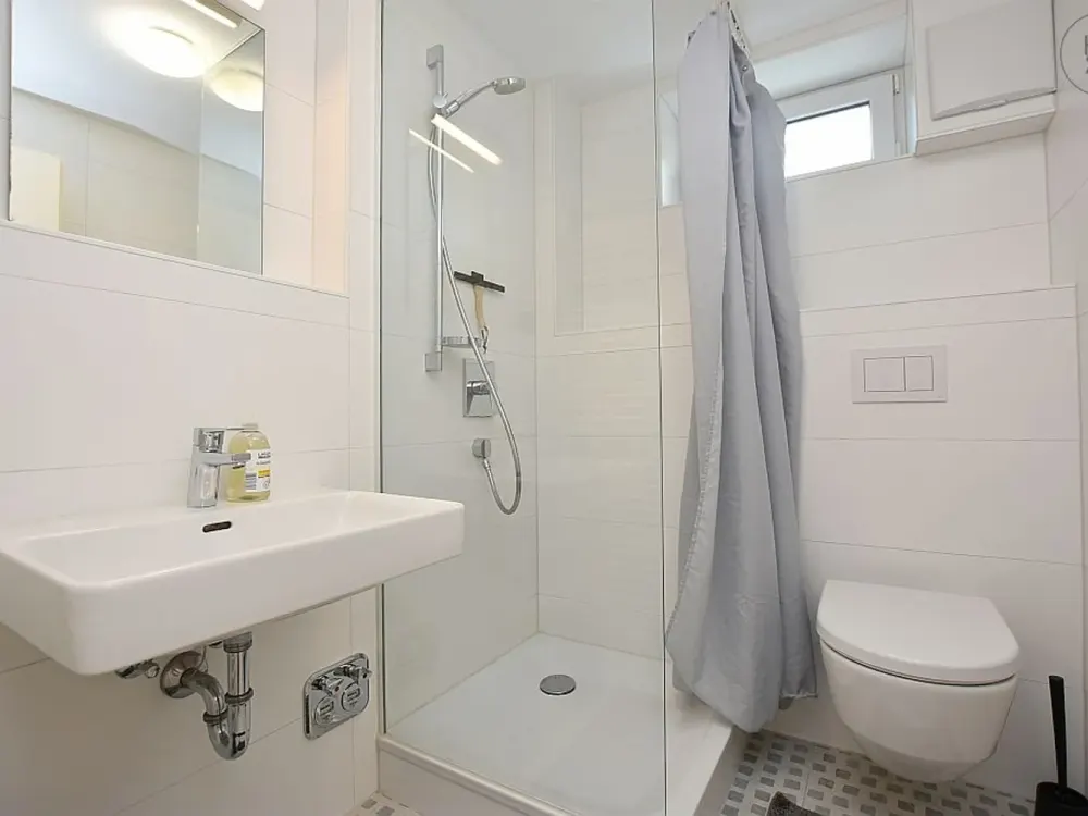 Modern möblierte Wohnung mit Fußbodenheizung in Esslingen am Neckar