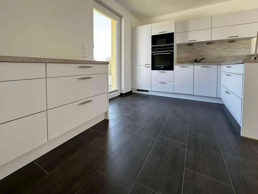 Bezugsfrei! Maisonette-Wohnung | Balkon | Garage | Fußbodenheizung | Viel Raum für Kinder