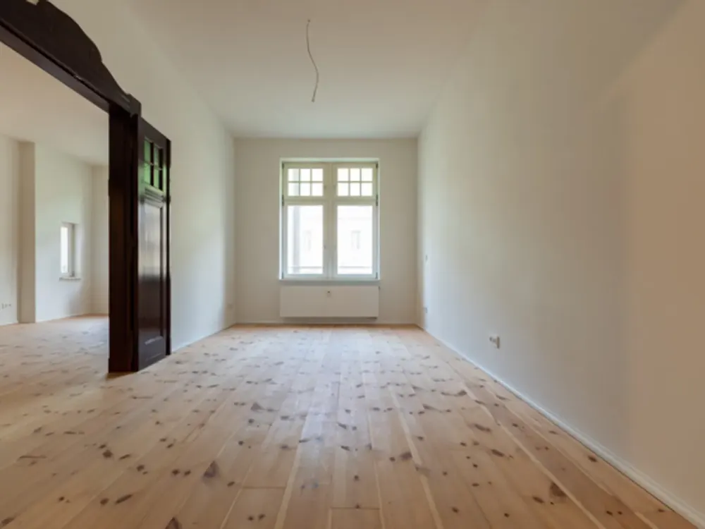 Elegant Family Apartment with High-Quality Features | Eat-in Kitchen | Floorboards | Wooden Doors