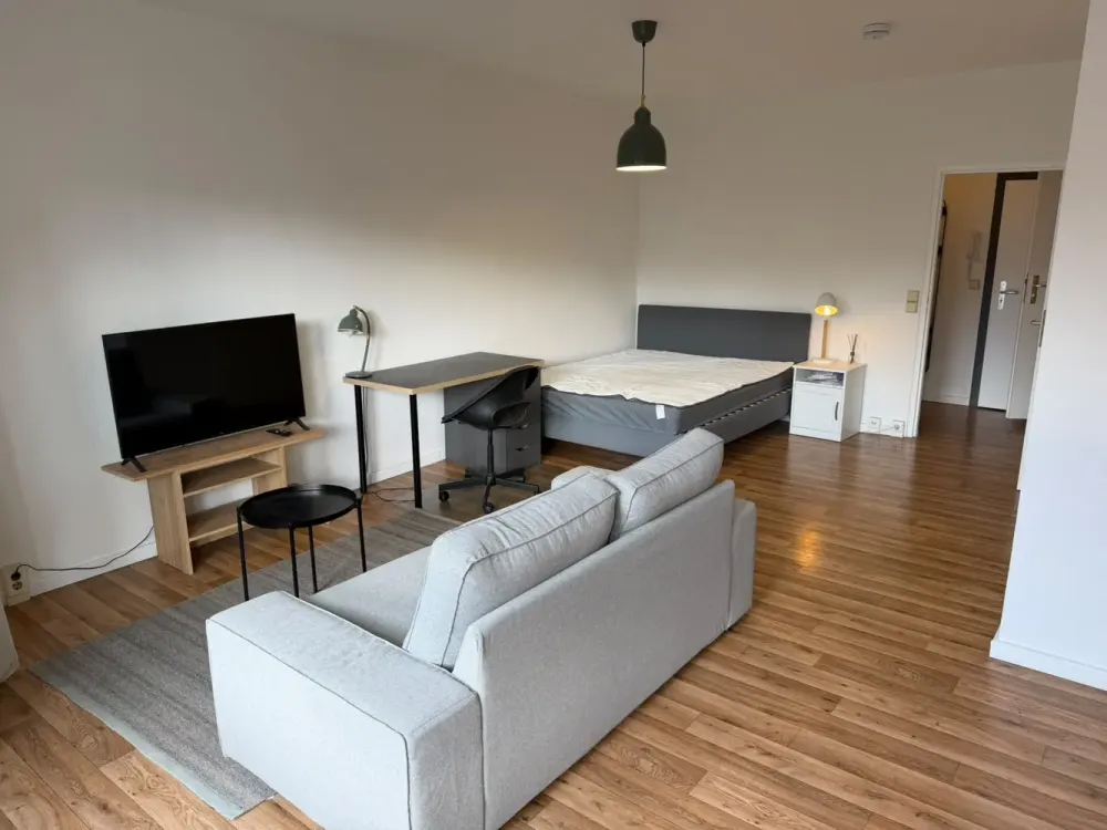 Möbliertes Ein-Zimmer-Apartment im Herzen Berlins