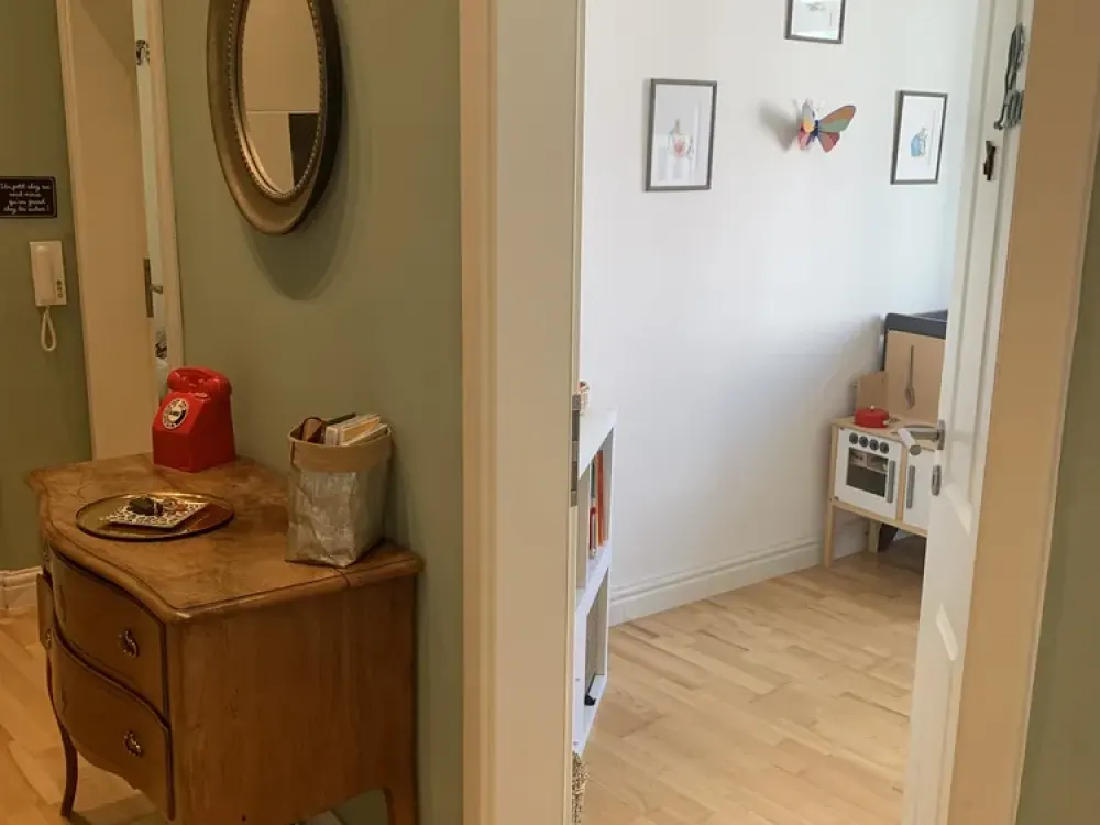 Charmante, helle 4,5-Zimmer-Altbauwohnung in FFM, möbliert/unmöbliert bis 30. Sept. 2028