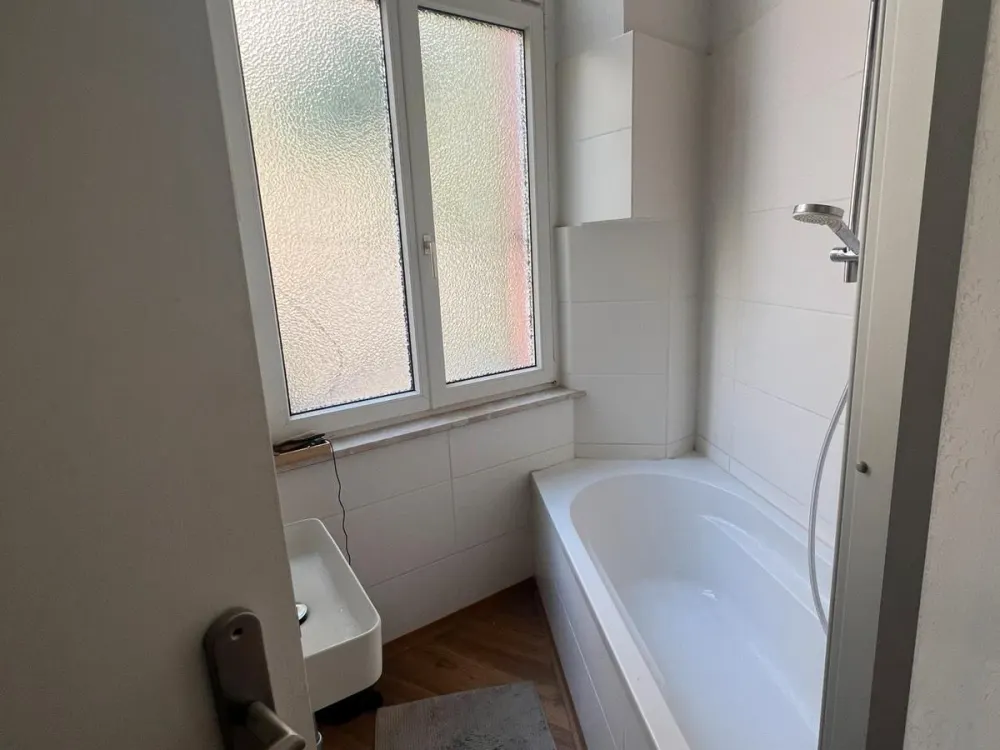 28 m² Zimmer in Frankfurt | 2 min zum Hbf & Main | ab sofort