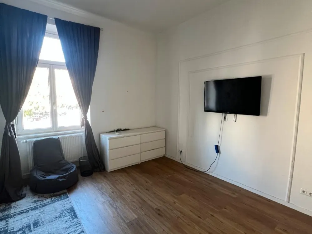 28 m² Zimmer in Frankfurt | 2 min zum Hbf & Main | ab sofort