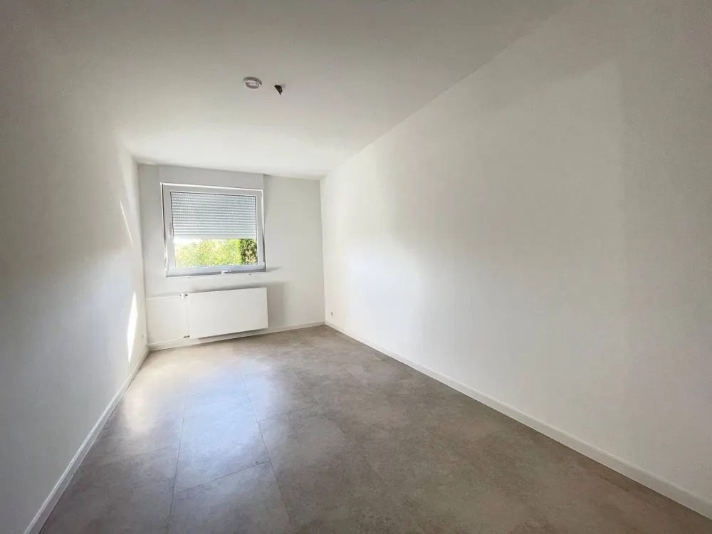 Erstbezug nach Sanierung - moderne 3,5 Zimmer-Wohnung mit Balkon