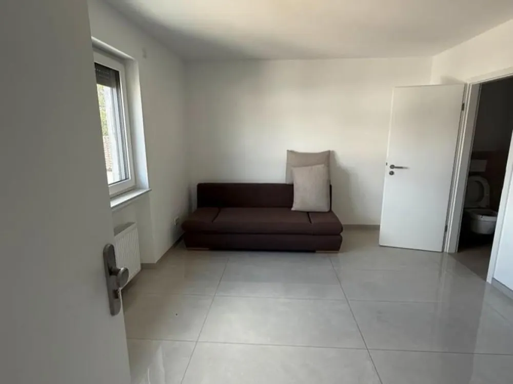 Modernes 1-Zimmer-Apartment mit Einbauküche, auf Wunsch möbliert, in Mörfelden-Walldorf