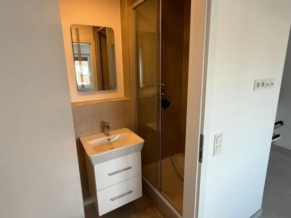 Modernes 1-Zimmer-Apartment mit Einbauküche, auf Wunsch möbliert, in Mörfelden-Walldorf