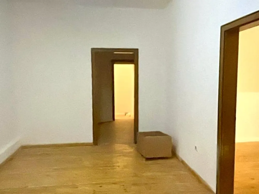 5-Zimmer-Wohnung (140 m²) in Neunkirchen, ab sofort verfügbar