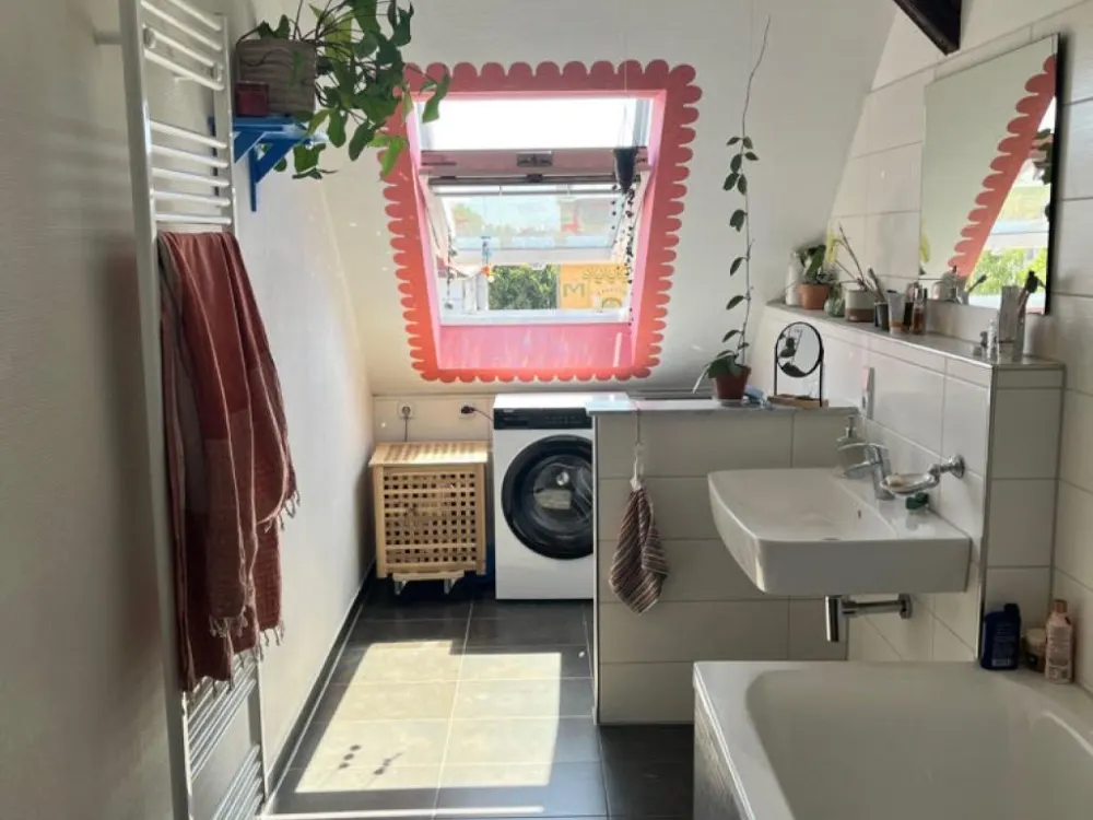 Bright Attic Apartment in Leipzig Connewitz from 01.01.27