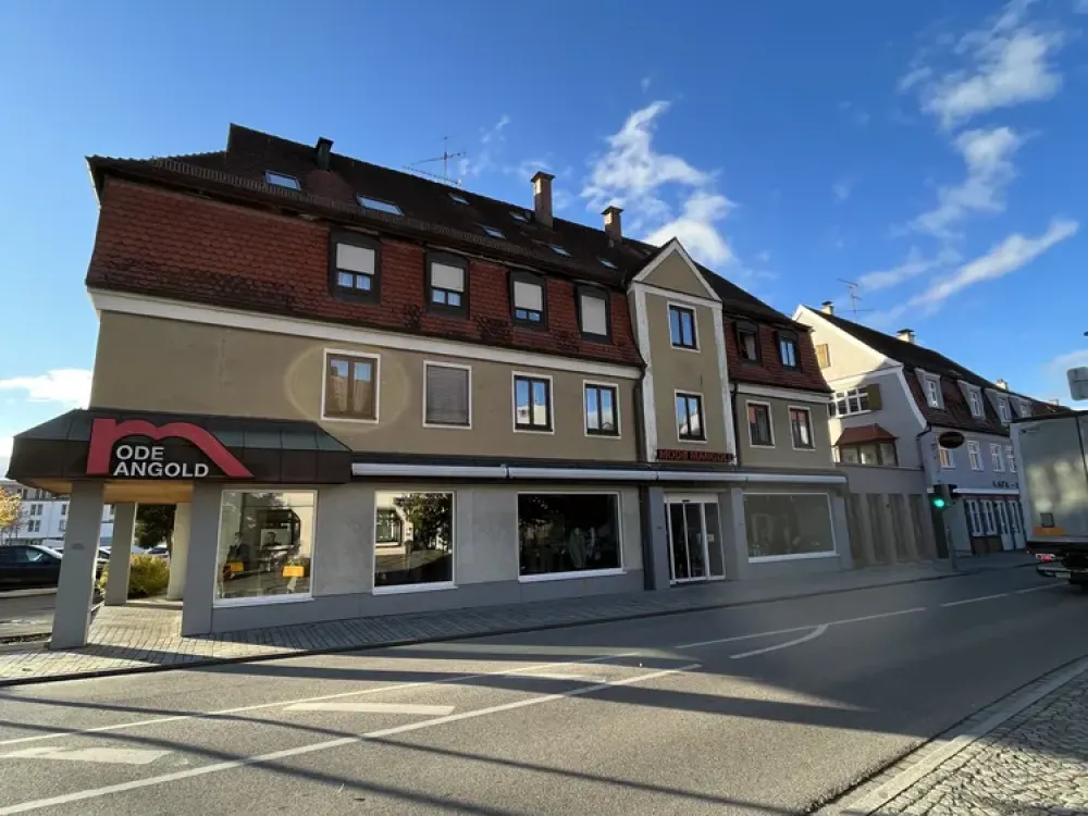 شقة واسعة من غرفتين للإيجار في Altenstadt (Iller)