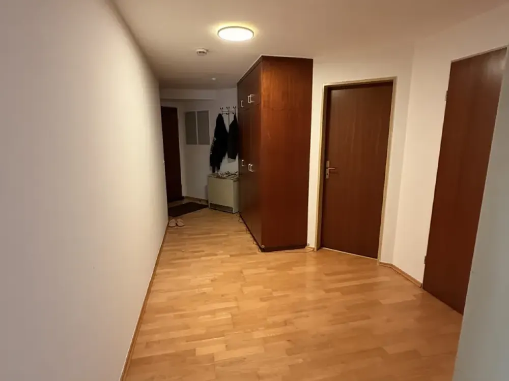 شقة واسعة من غرفتين للإيجار في Altenstadt (Iller)