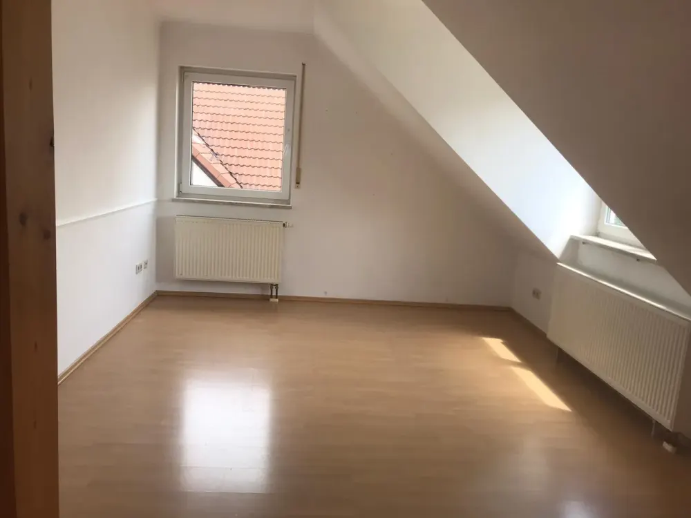 Großzügige 4,5 Zimmer-Maisonette mit Dachstudio und großer Dachterrasse in Bestlage