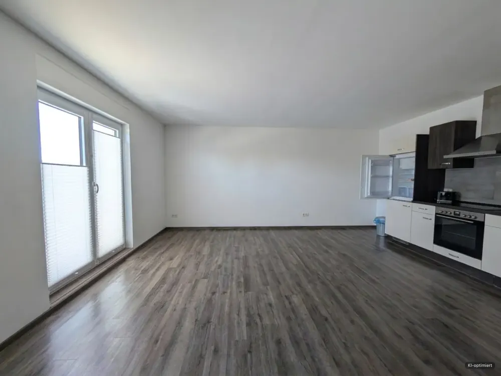 Schöne 3-Zimmer-Erdgeschosswohnung mit Terrasse und EBK - ca. 110 m² neuwertig