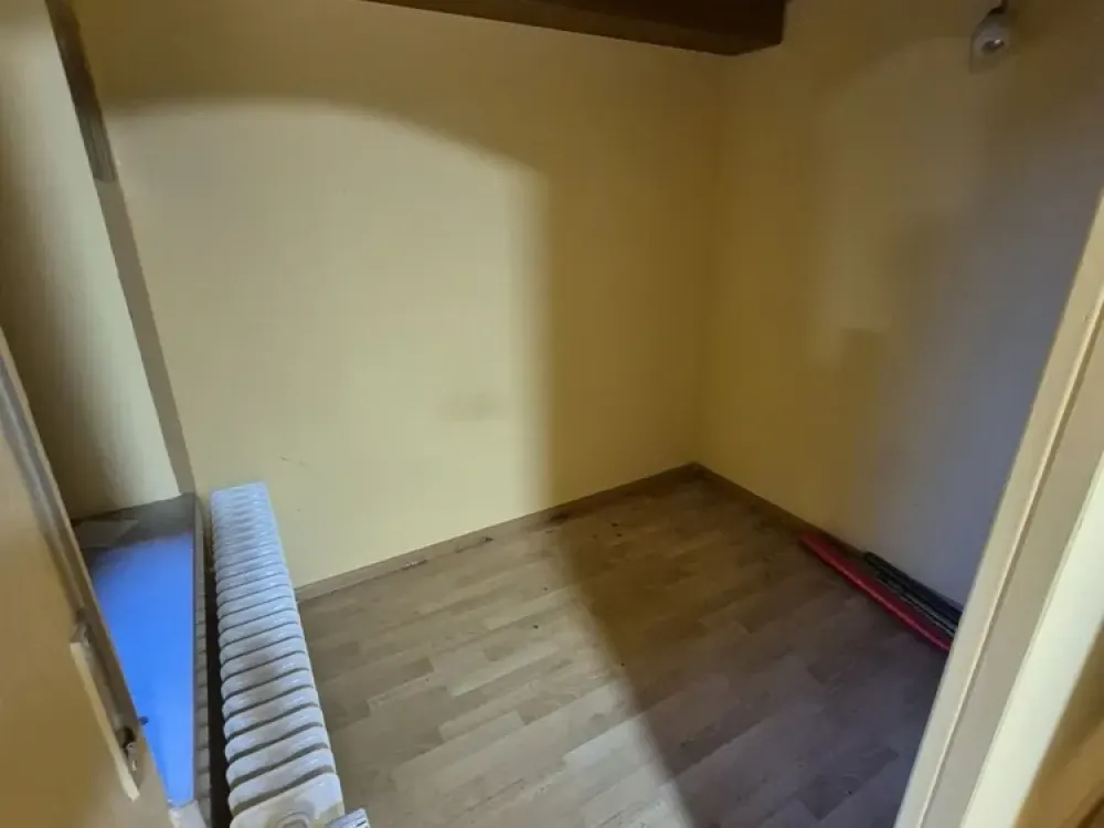 Schöne 2 ZKB-Wohnung mit Dachterrasse!