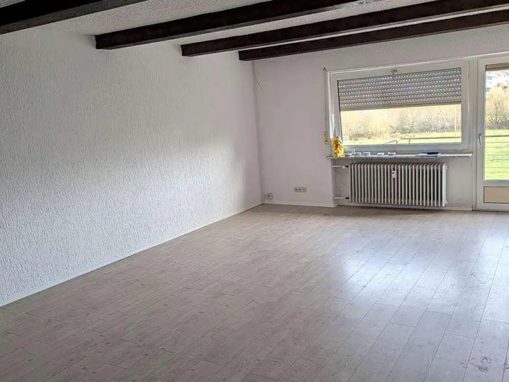 Helle 2,5-Zimmer-Wohnung mit tollem Blick ins Grüne in sehr guter Lage