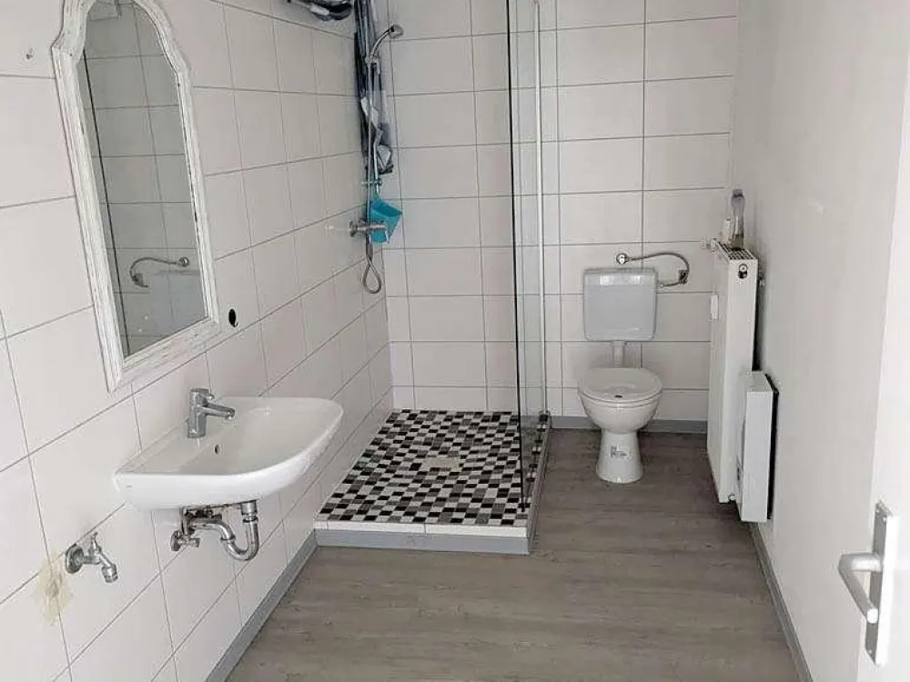 Helle 2,5-Zimmer-Wohnung mit tollem Blick ins Grüne in sehr guter Lage