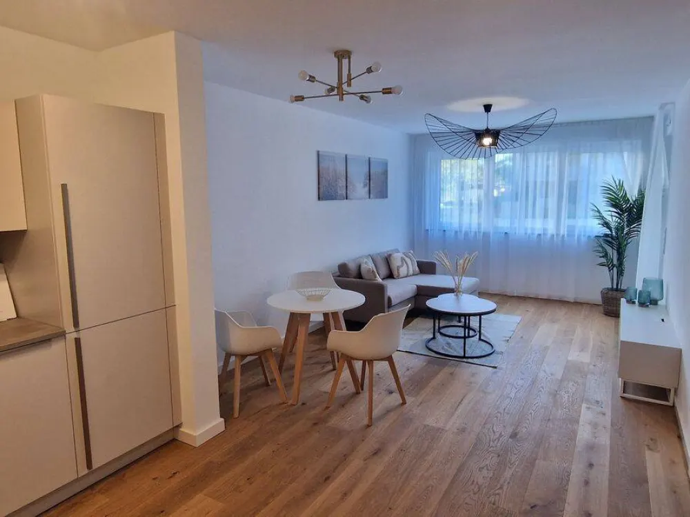 Exklusives Wohnen: 2-Raum-Apartment im Neubau unmöbliert