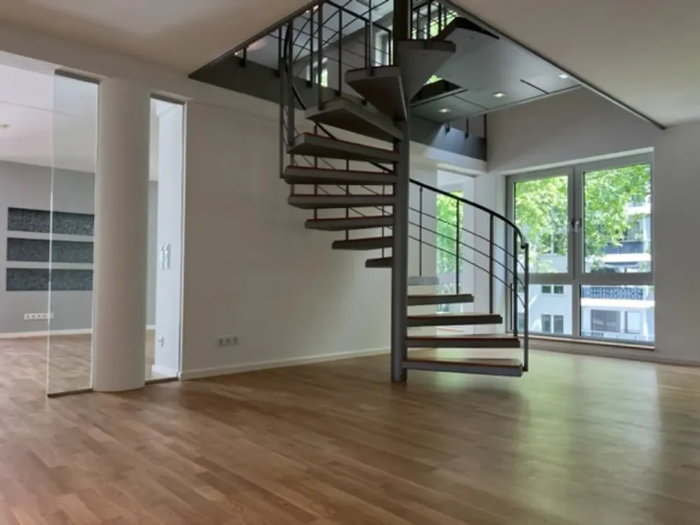 Aparte Loft- Wohnung im Industriedesign, Wohnen und Arbeiten auf einer Fläche