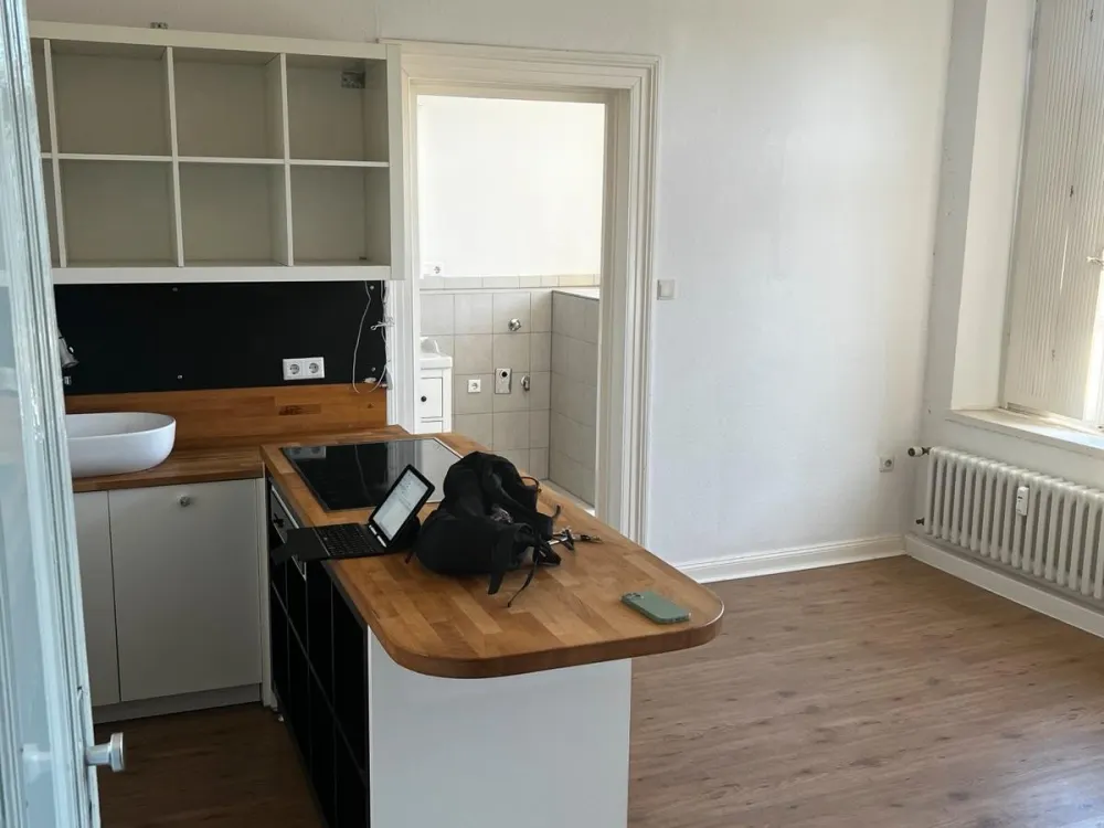 Schöne Altbauwohnung in Krefeld 2 Zimmer Schwertstr.24