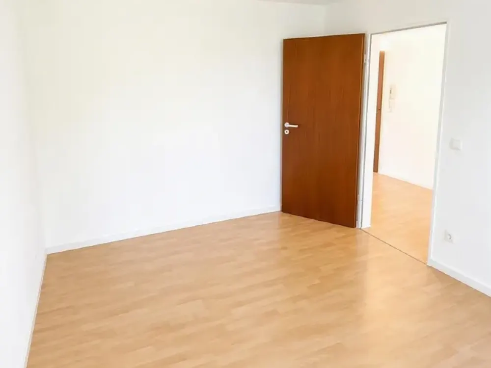 3-Zimmer-Wohnung mit Garten und Hobbyraum in Taufkirchen