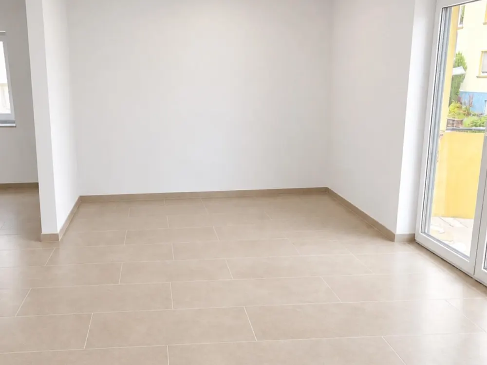 3 Zimmer Wohnung im 1. Stock nach Sanierung