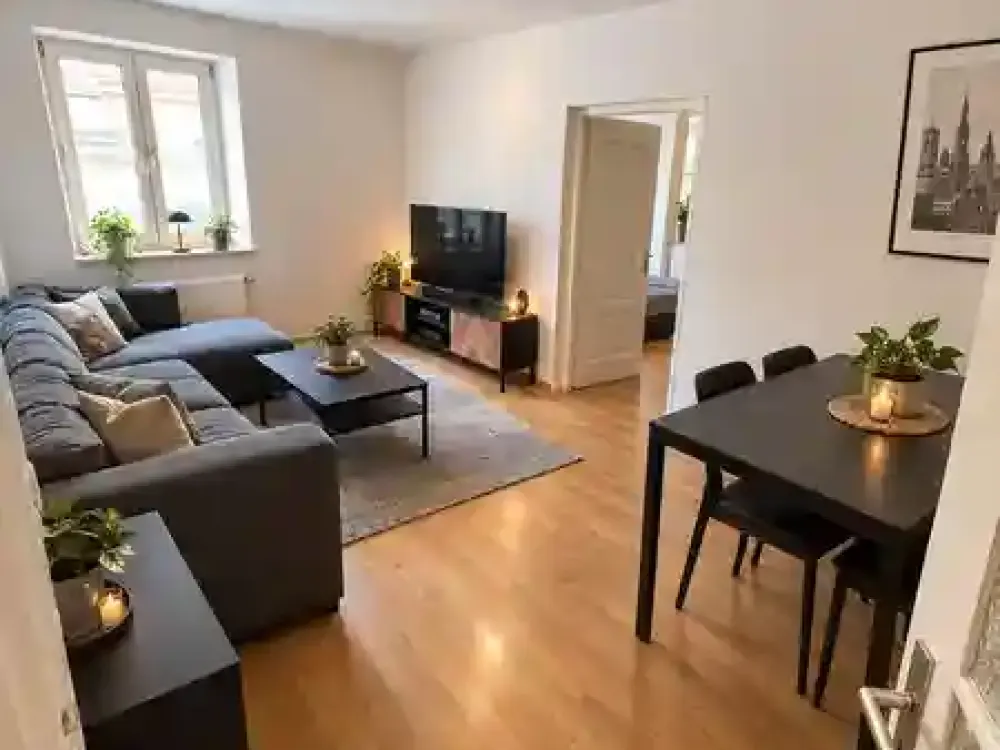Furnished Sublet from November for 4-6 Months: 2 Rooms, Kitchen, Bathroom, Glockenbach