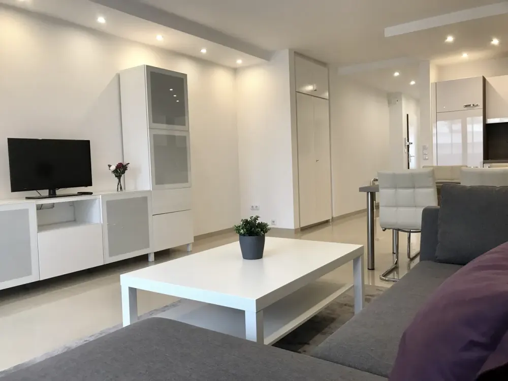Direkt an der Königsallee - Luxus-Wohnung mit TG-Stellplatz