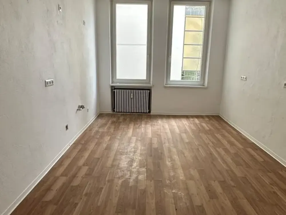 Beautiful 2 Room Kitchen Bathroom Apartment